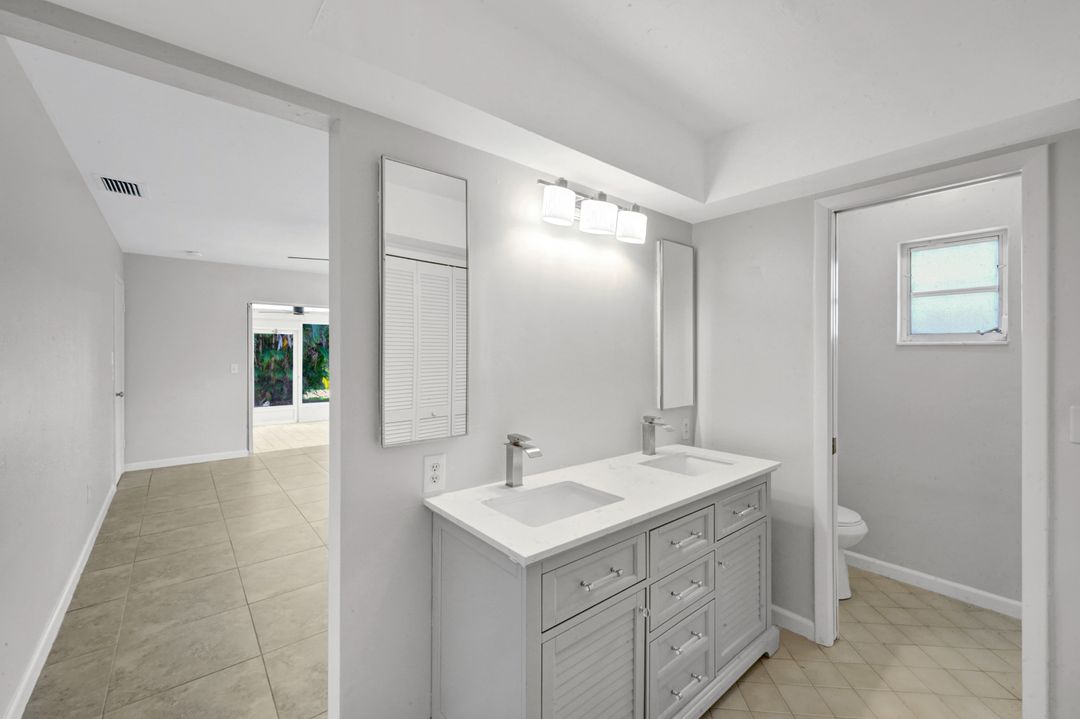 206 SE 46th Ter, Cape Coral, FL 33904
