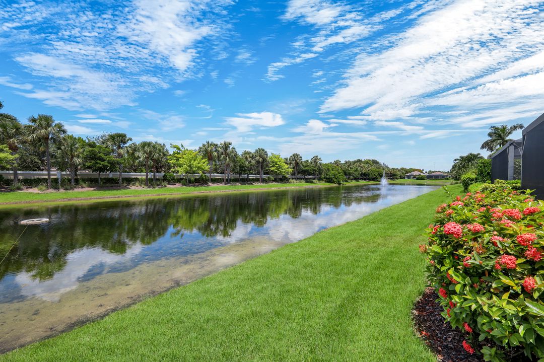 7209 Wilton Dr N, Naples, FL 34109