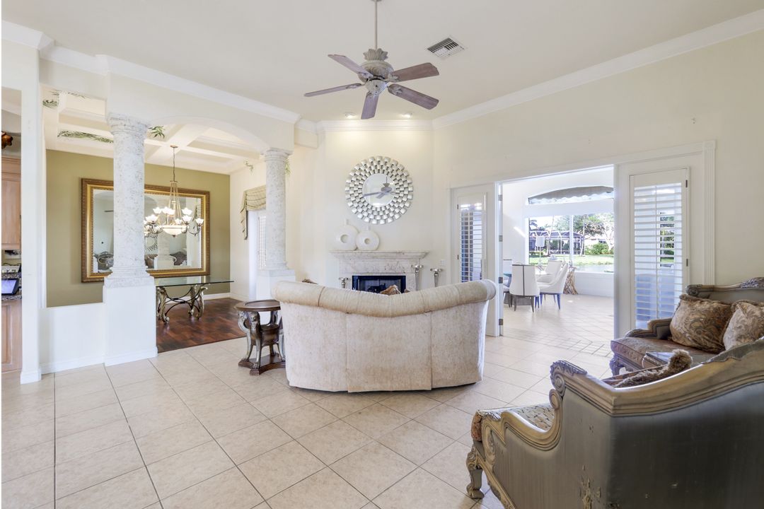 14581 Headwater Bay Ln, Fort Myers, FL 33908