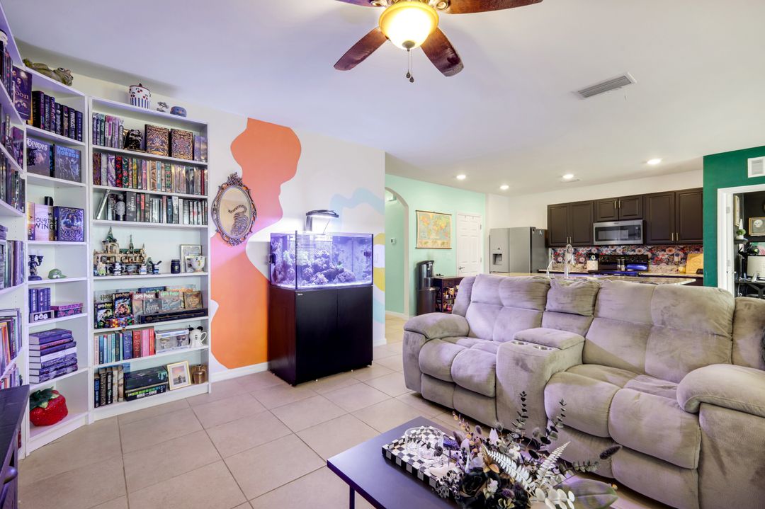 511 NW 26th St, Cape Coral, FL 33993