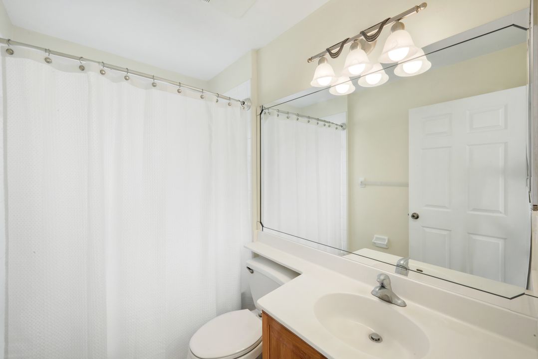 4940 Deerfield Way #201, Naples, FL 34110