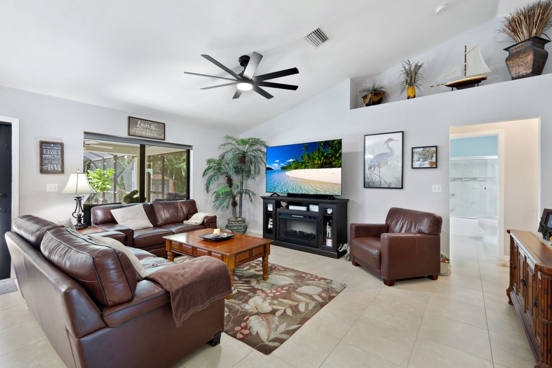 1900 SW 10th Terrace, Cape Coral, FL 33991