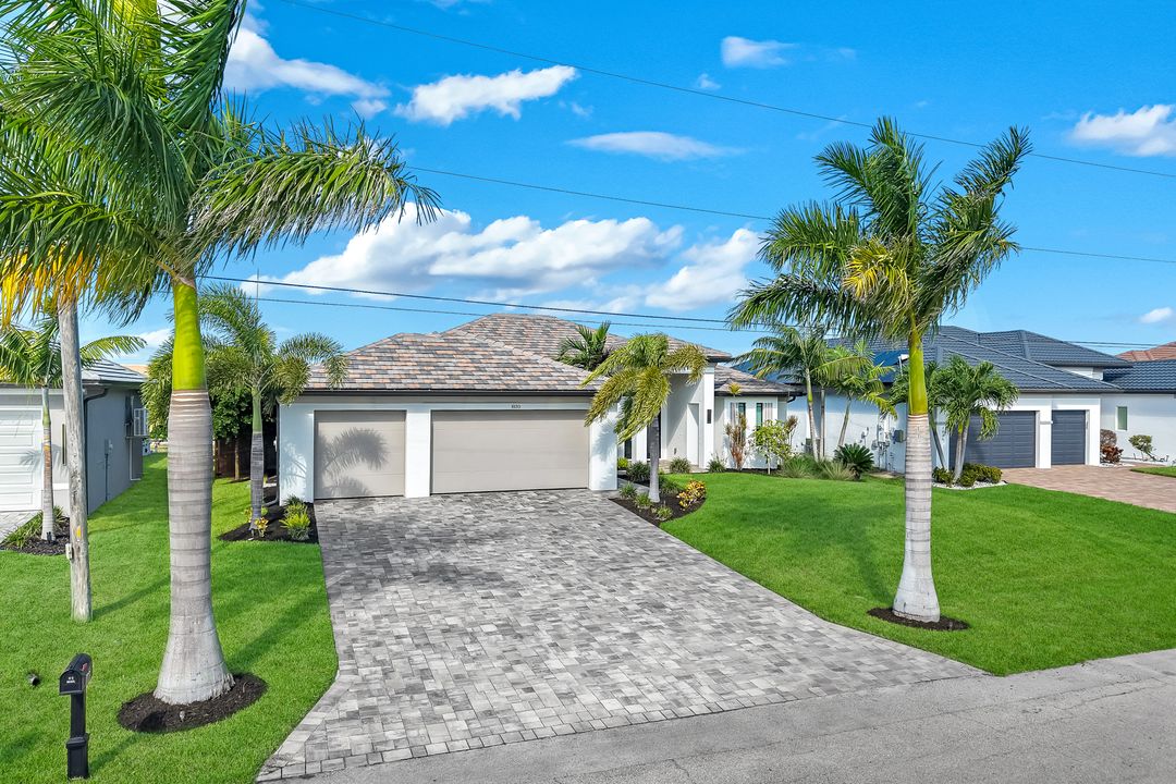 1030 NW 38th Pl, Cape Coral, FL 33993