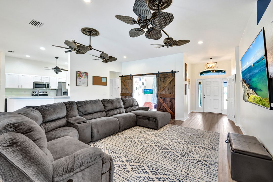 4414 Garden Blvd, Cape Coral, FL 33909