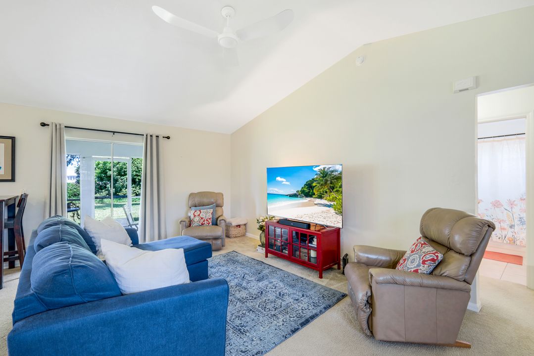 2127 SE 5th Pl, Cape Coral, FL 33990