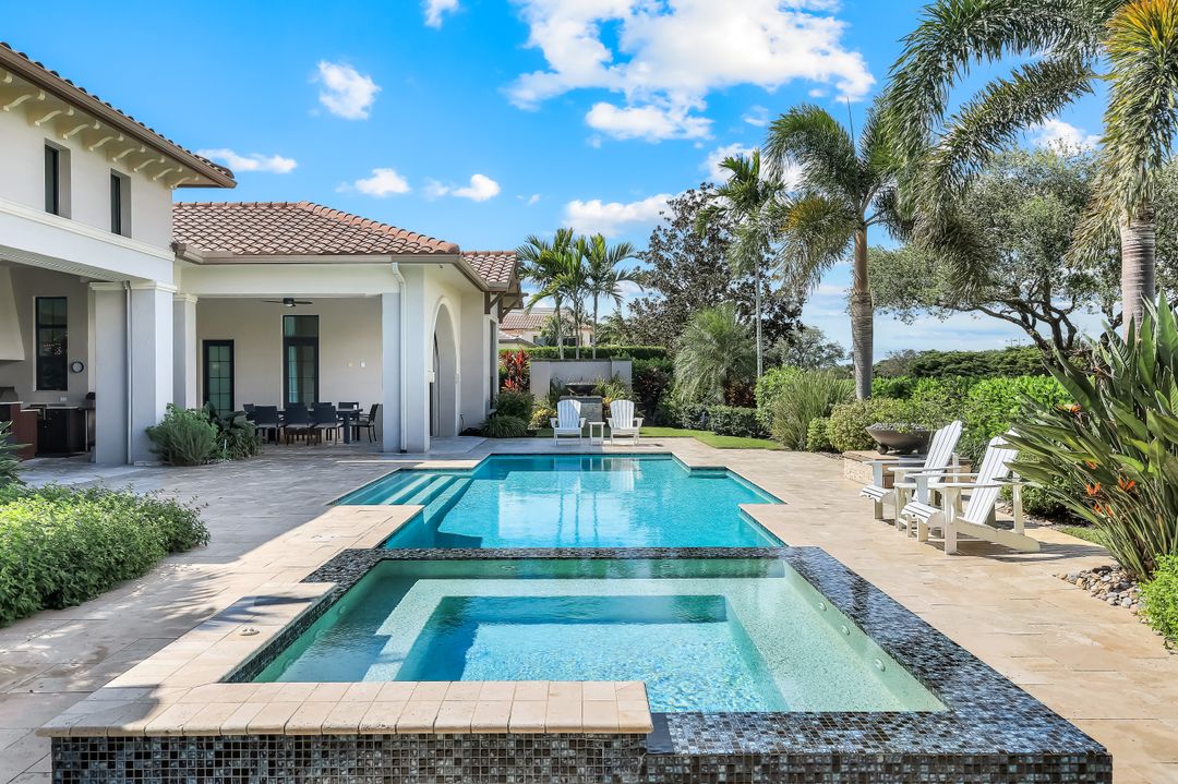 16747 Prato Way, Naples, FL 34110
