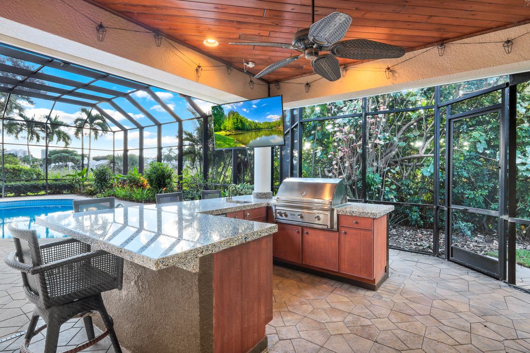 15295 Pembroke Point, Naples, FL 34110