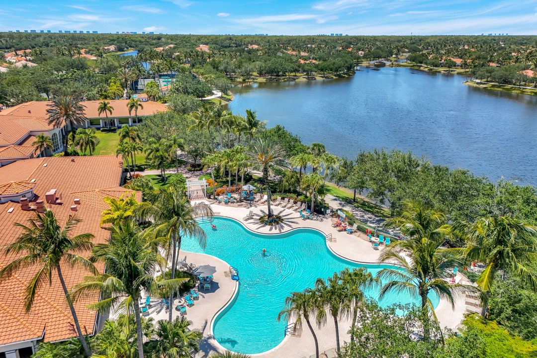 3093 Futuna Ln, Naples, FL 34119