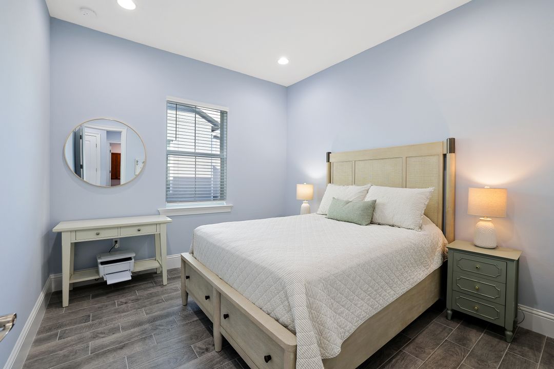 7139 Cayo Coco Ln, Naples, FL 34113