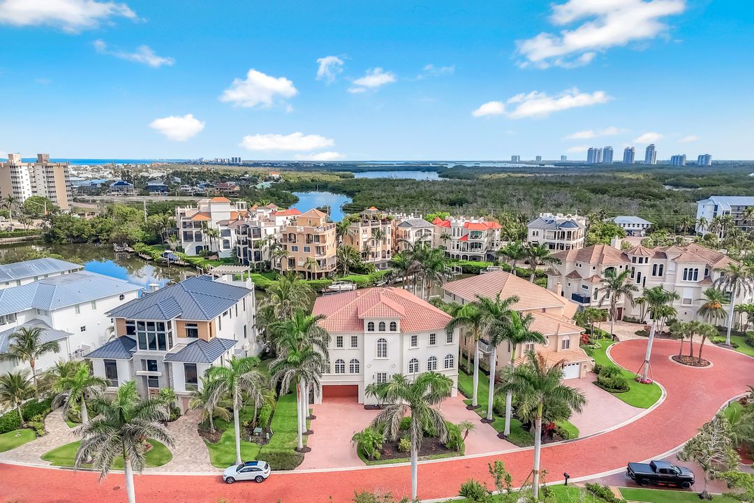 175 Topanga Dr, Bonita Springs, FL 34134