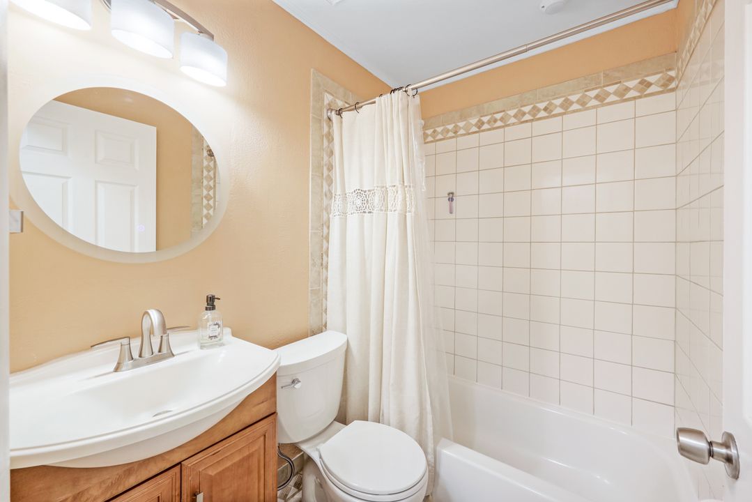 24642 Claire St, Bonita Springs, FL 34135