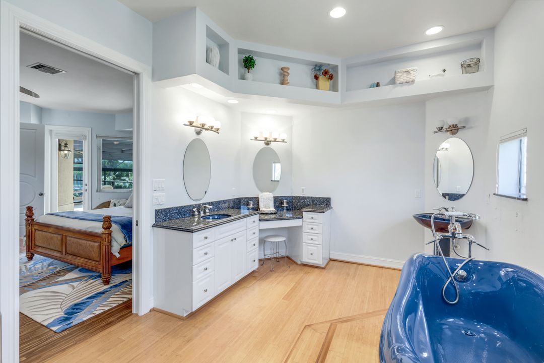 1658 McIlvaine Ct, Marco Island, FL 34145