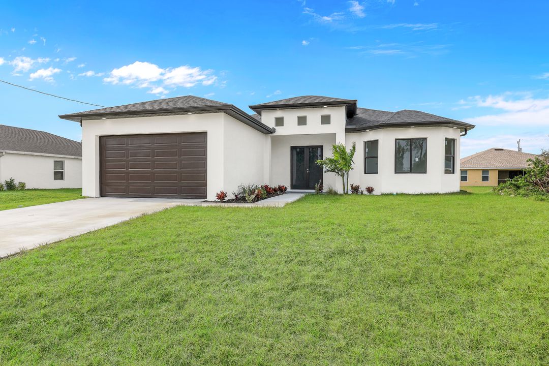 4138 NE 23rd Ave, Cape Coral, FL 33993