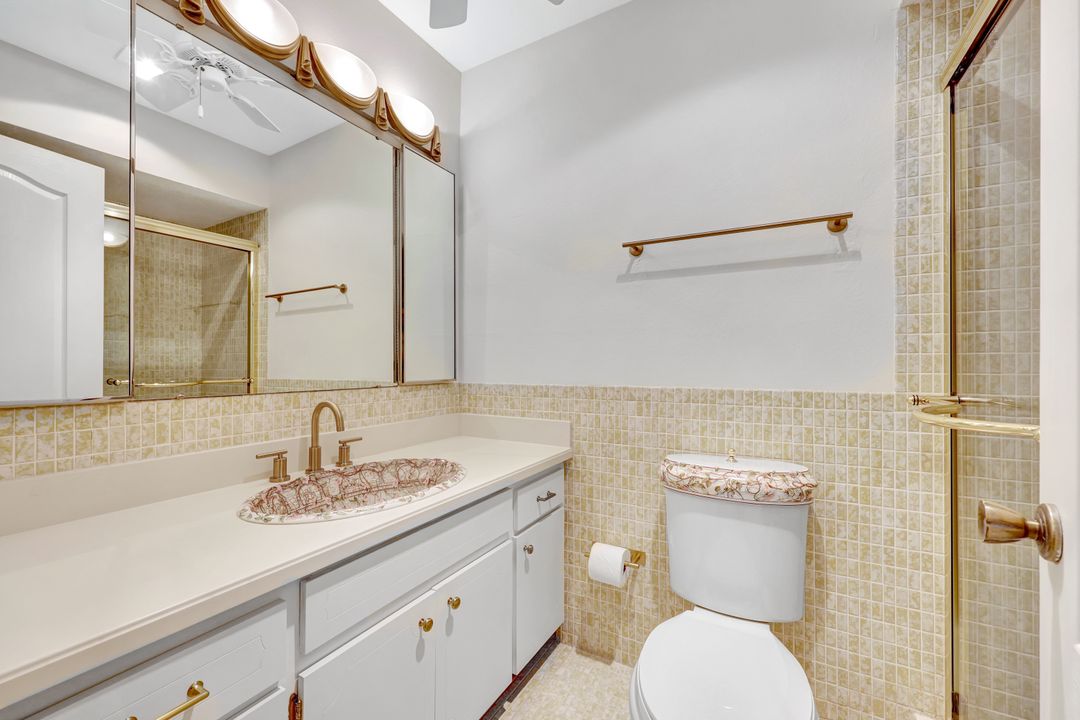 6760 Winkler Rd #z1, Fort Myers, FL 33919