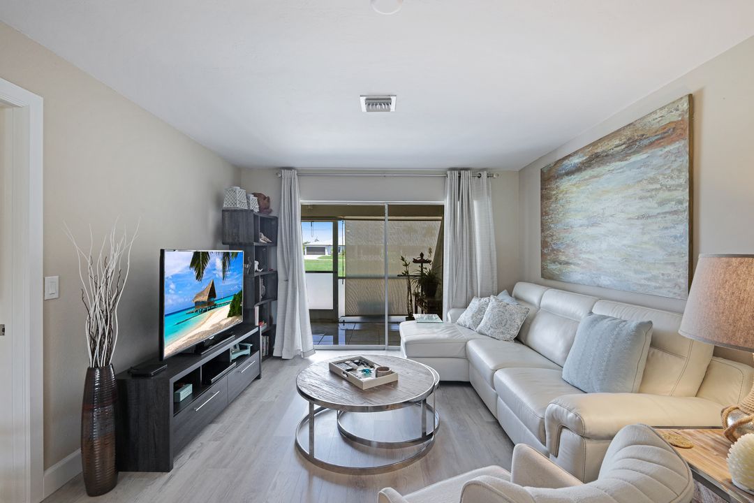 321 Cape Coral Pkwy W #105, Cape Coral, FL 33914