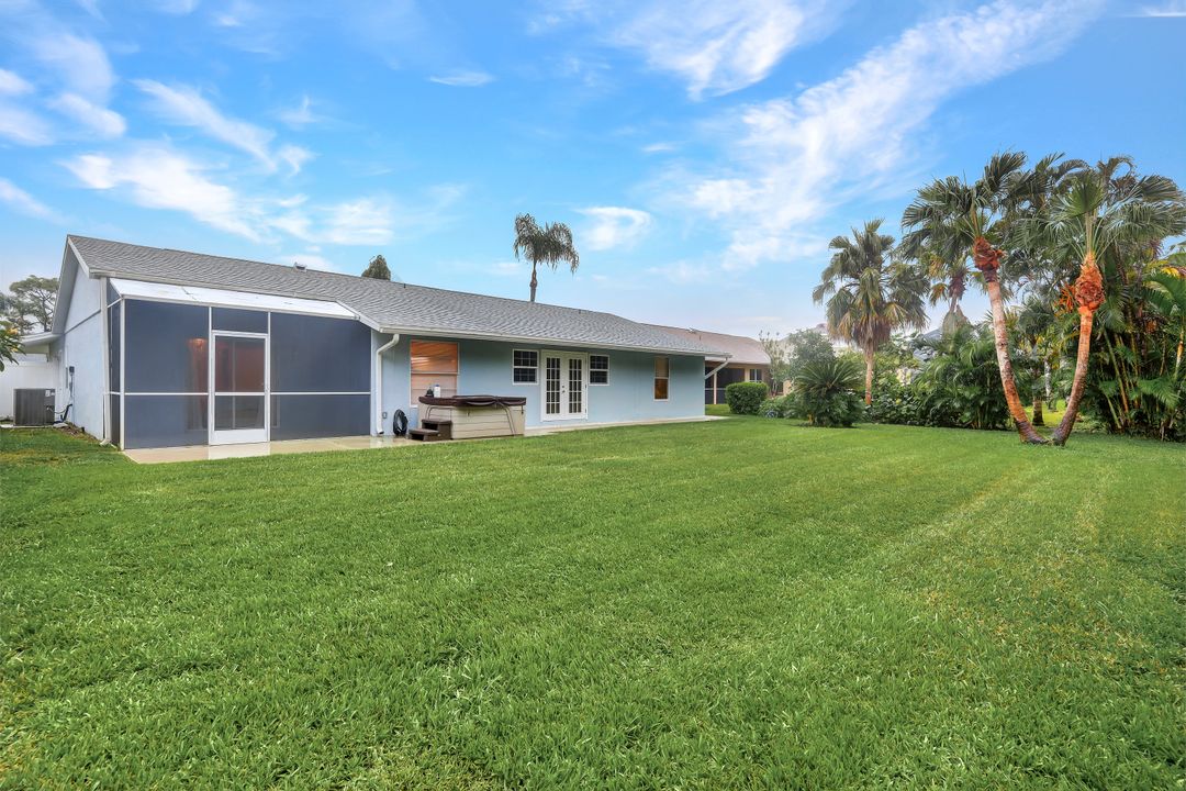 22662 Fountain Lakes Blvd, Estero, FL 33928