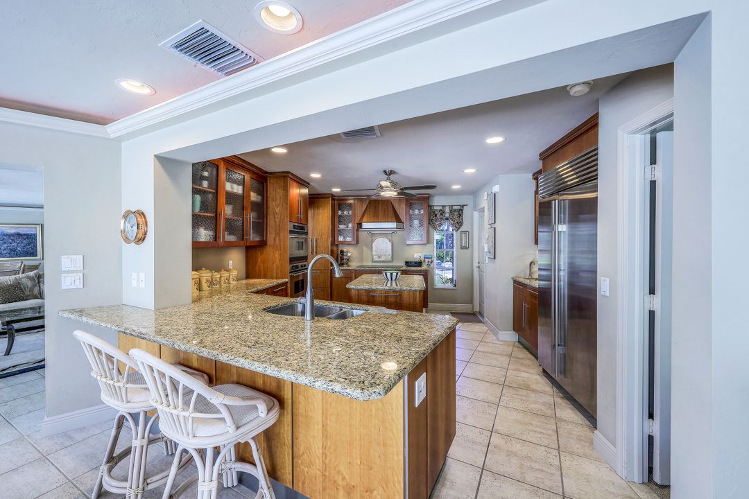 1894 Woodbine Ct, Marco Island, FL 34145