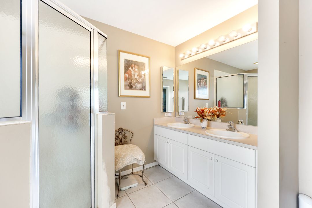 2427 NW 25th St, Cape Coral, FL 33993