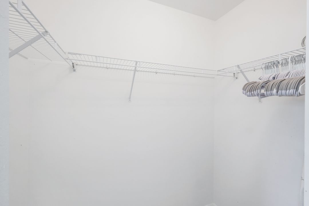 3960 Loblolly Bay Dr #304, Naples, FL 34114