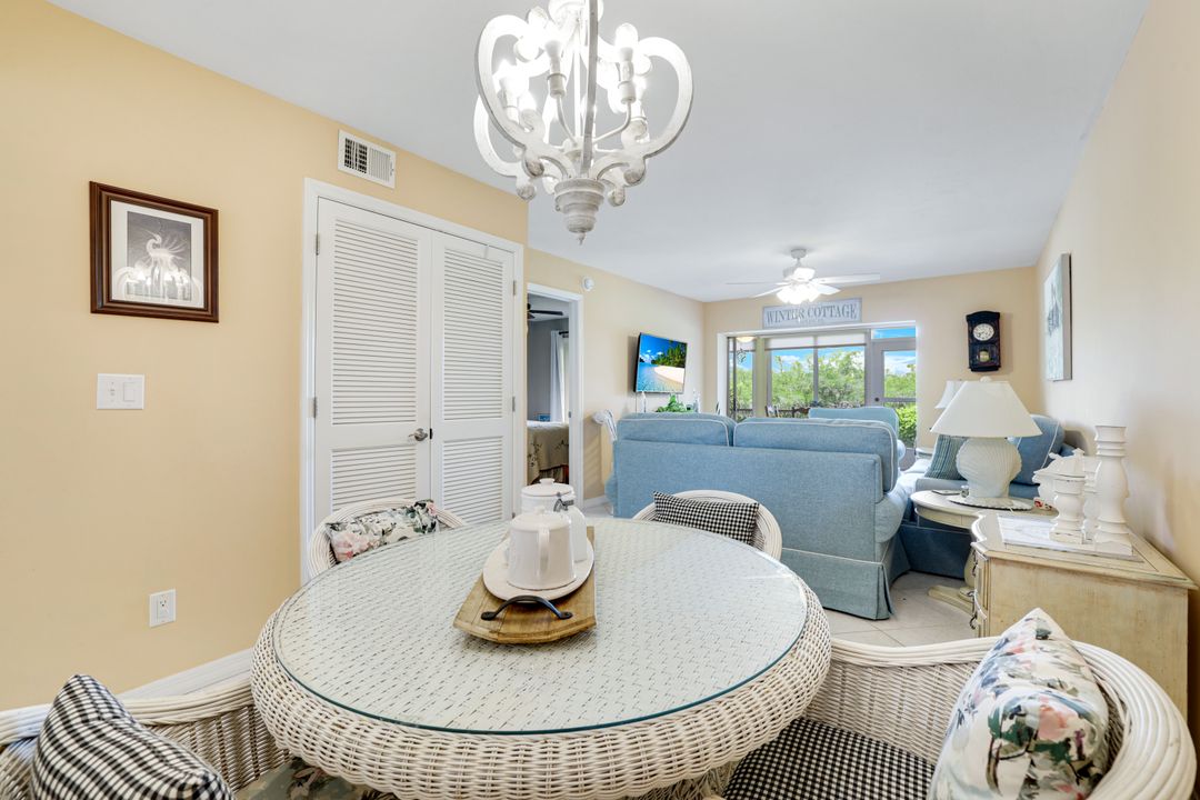 1335 Mainsail Dr #1304, Naples, FL 34114
