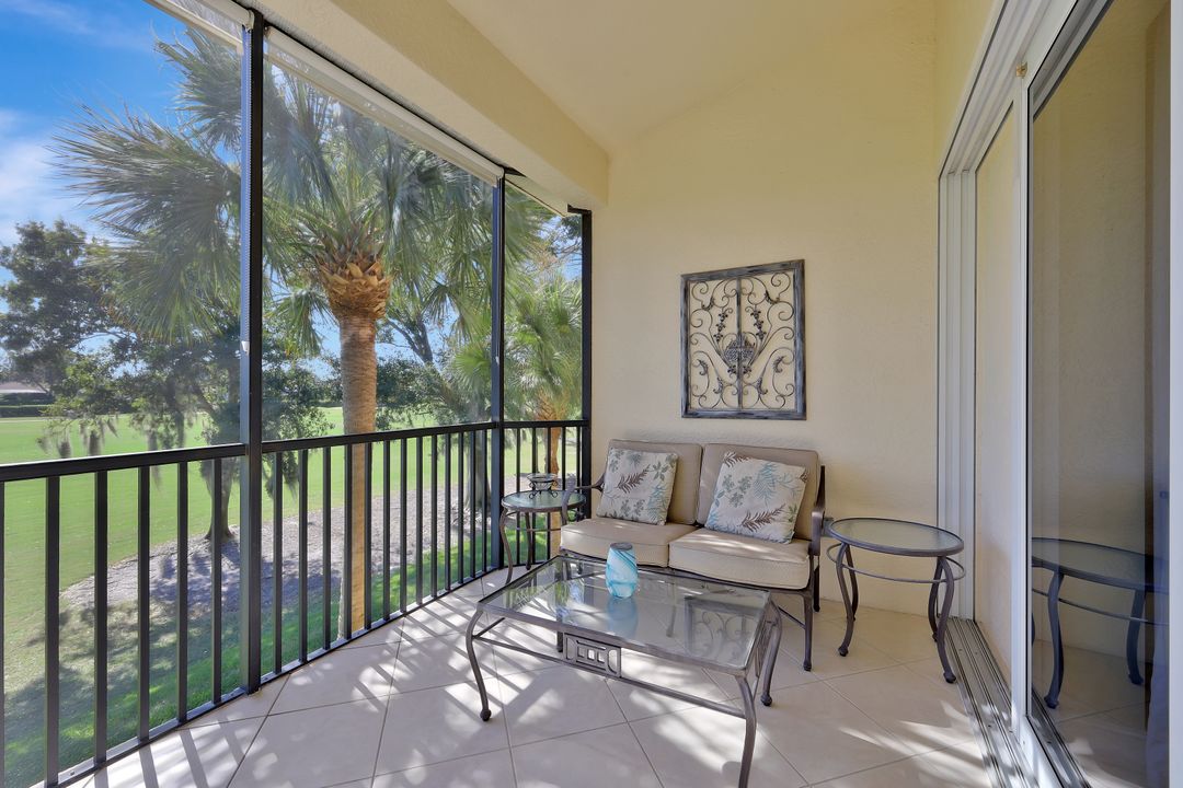 8641 Champions Point #1003, Naples, FL 34113