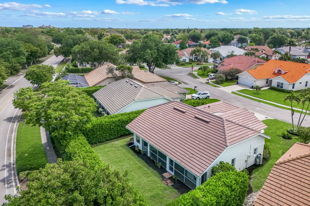 7661 San Sebastian Way, Naples, FL 34109