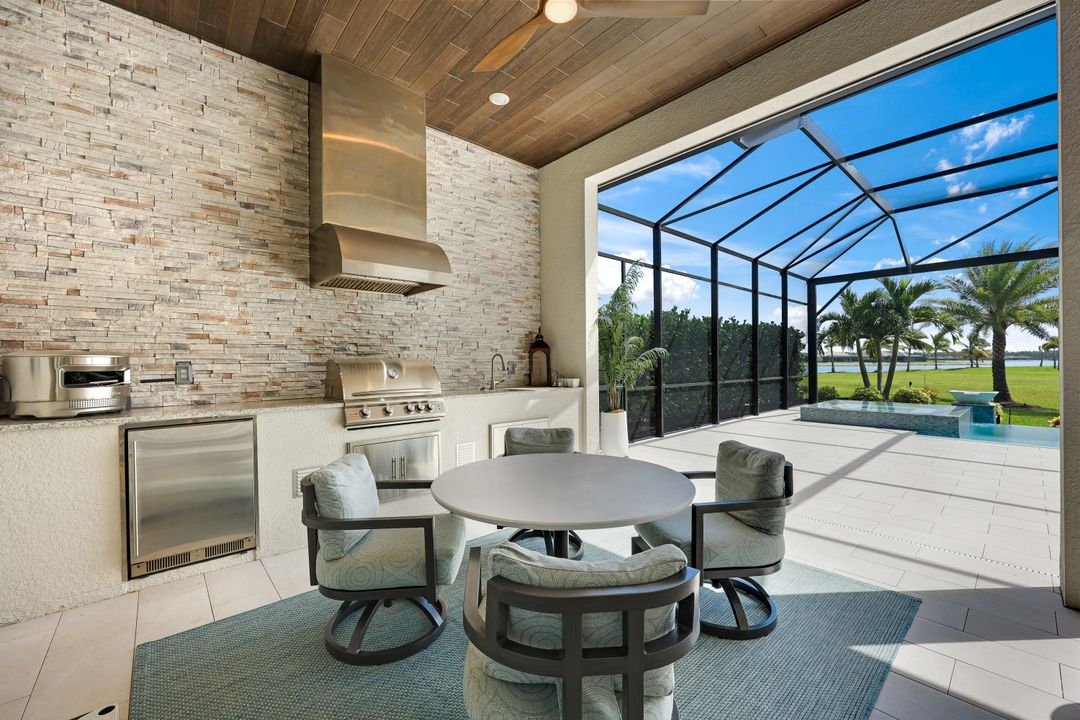 17216 Blue Sapphire Dr, Fort Myers, FL 33913