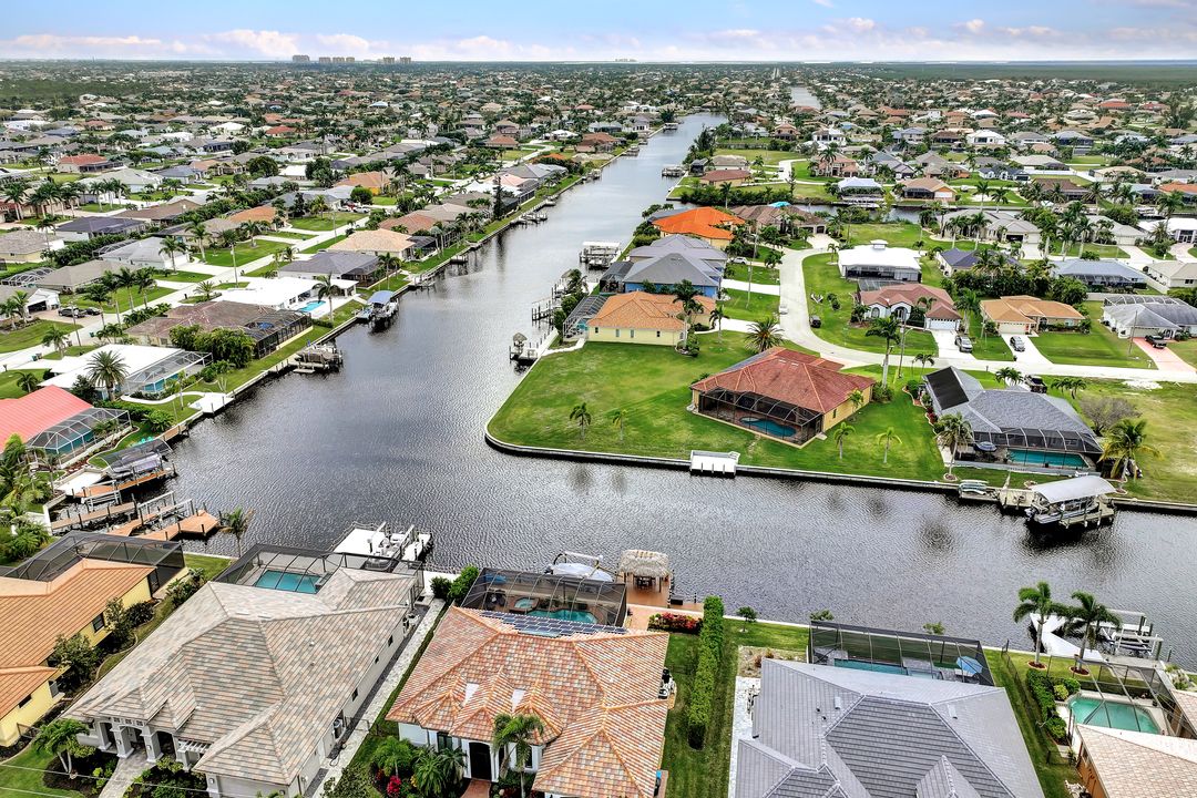 2801 SW 33rd St, Cape Coral, FL 33914