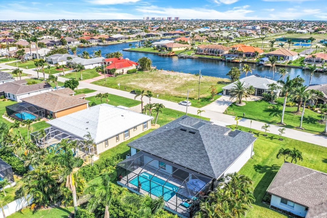 2709 SW 42nd Ln, Cape Coral, FL 33914