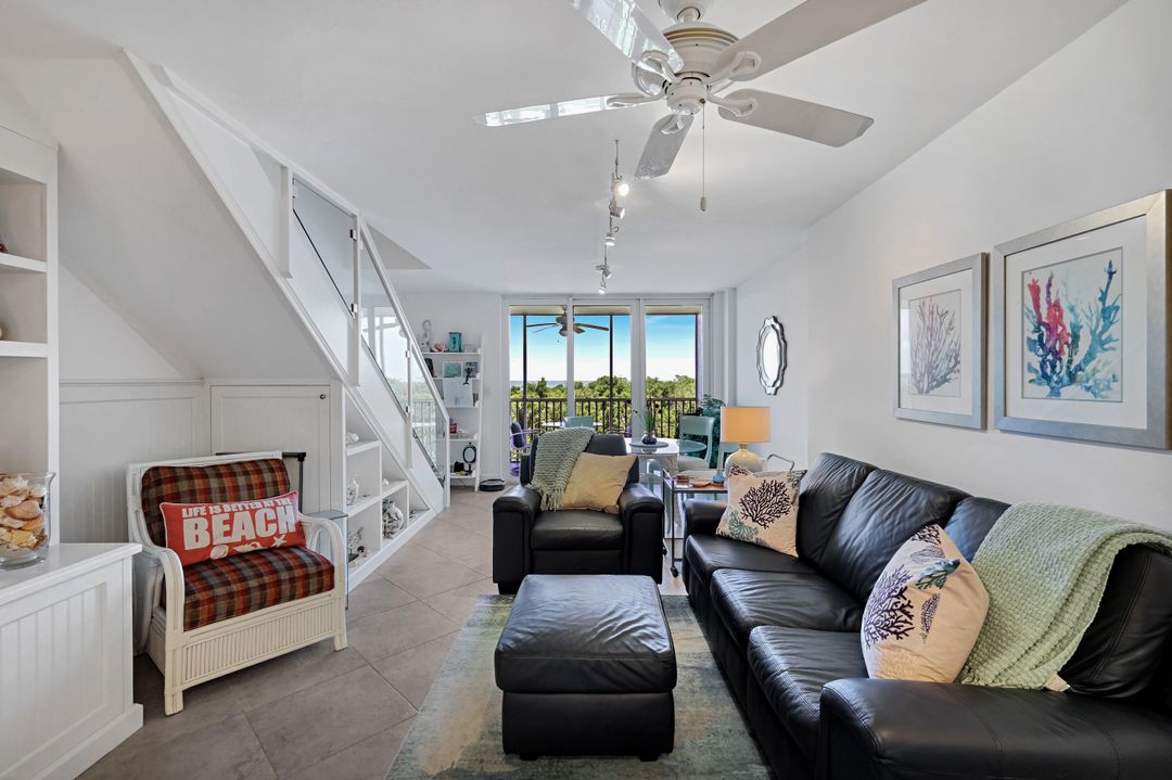 5 Bluebill Ave #505-605, Naples, FL 34108