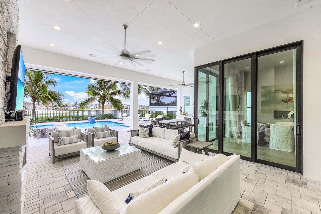 10461 Trevi Isle Wy, Miromar Lakes, FL 33913