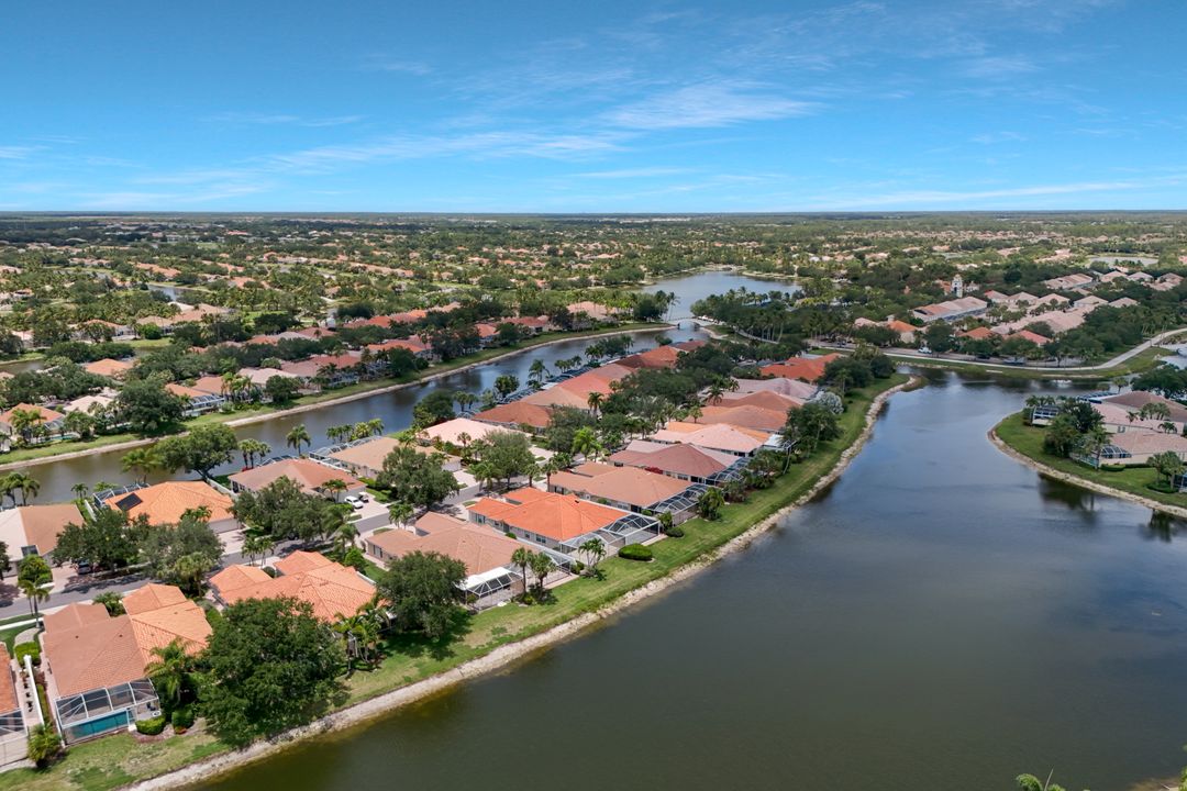 5386 Guadeloupe Way, Naples, FL 34119