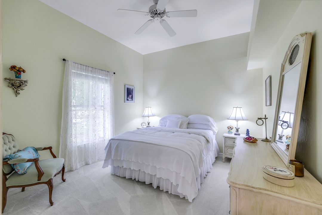 210 Belville Blvd, Naples, FL 34104