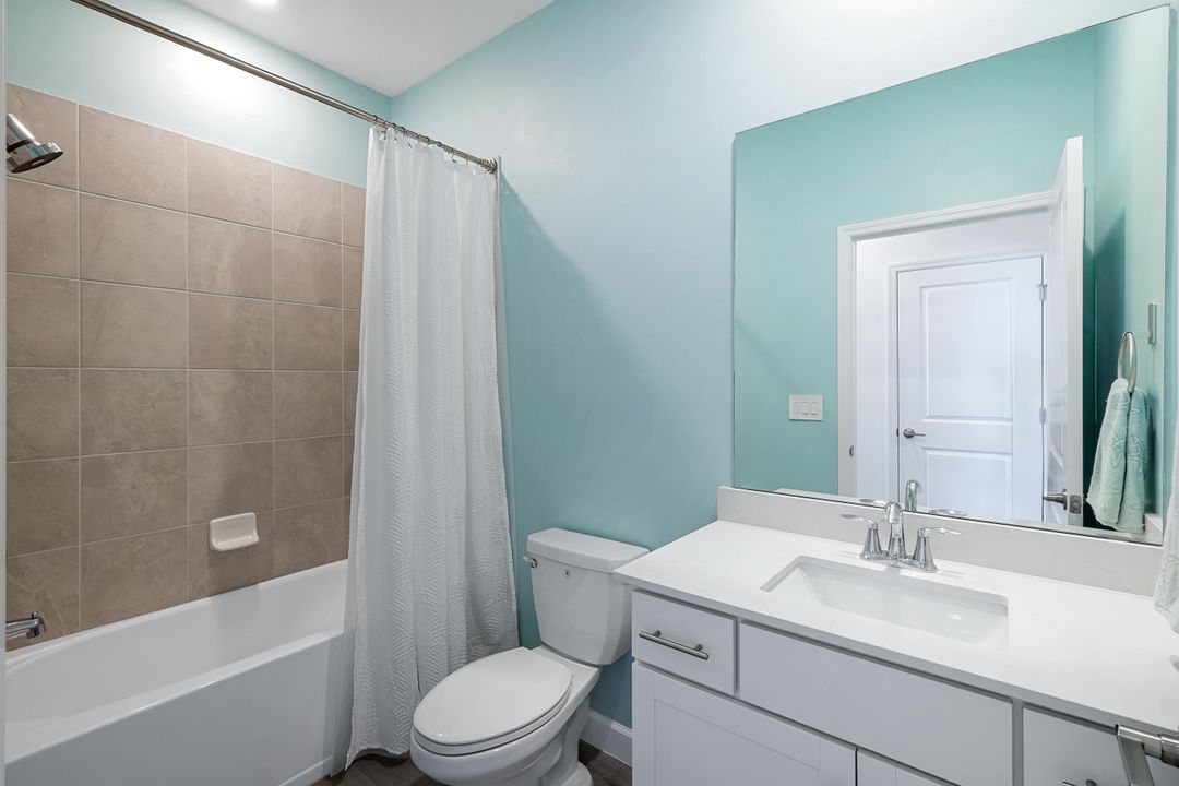 19239 Gentry Pl, Estero, FL 33928