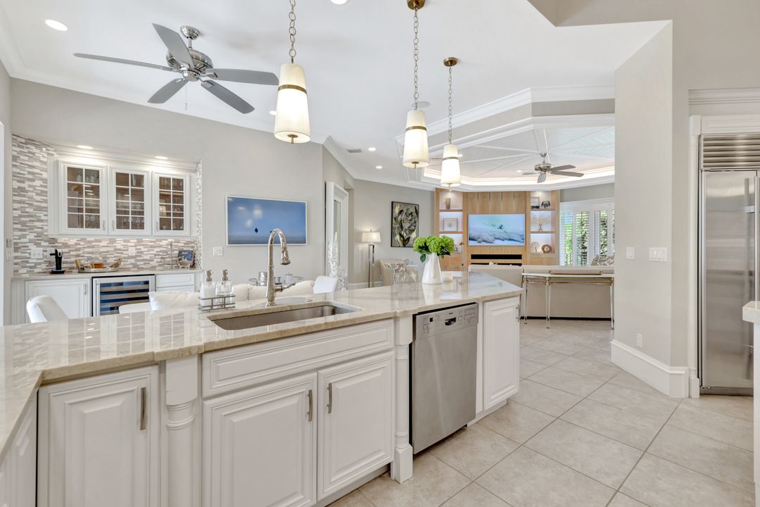 195 S Beach Dr, Marco Island, FL 34145