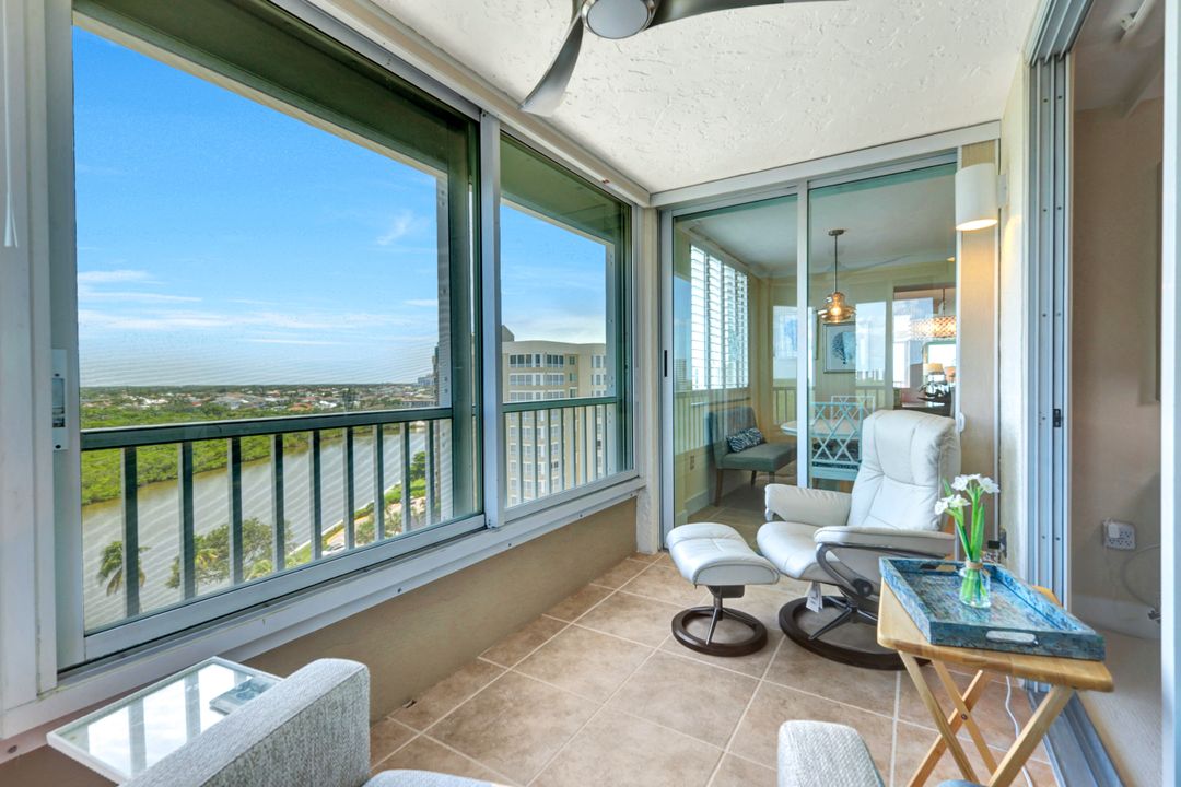 21 Bluebill Ave #1001, Naples, FL 34108