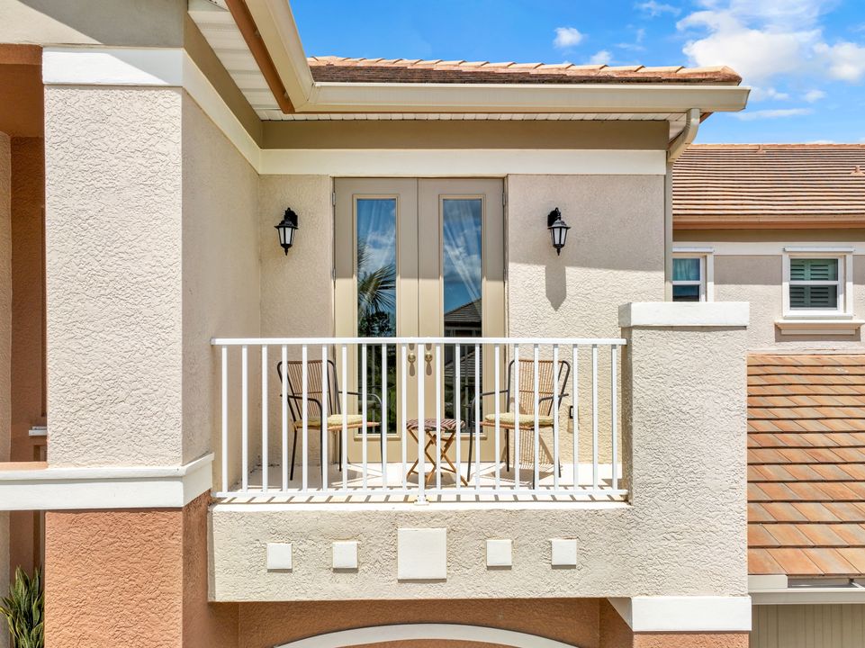 9204 Quartz Ln #201, Naples, FL 34120