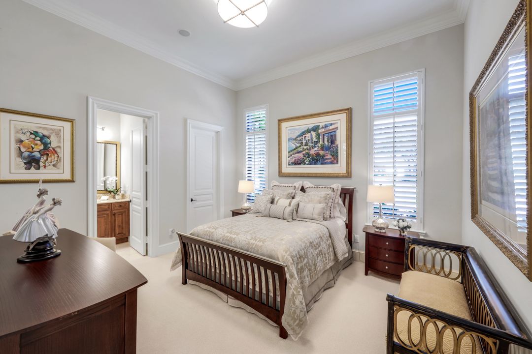 22121 Shallowater Ln, Bonita Springs, FL 34135