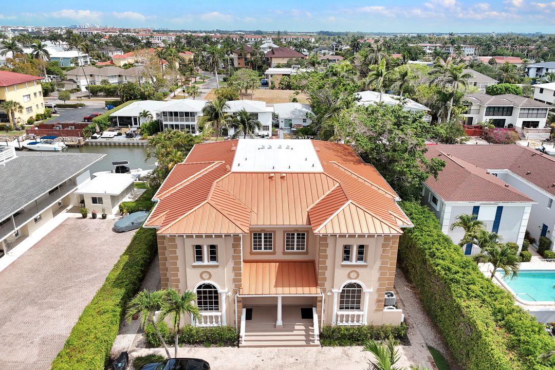 1485 Chesapeake Ave, Naples, FL 34102
