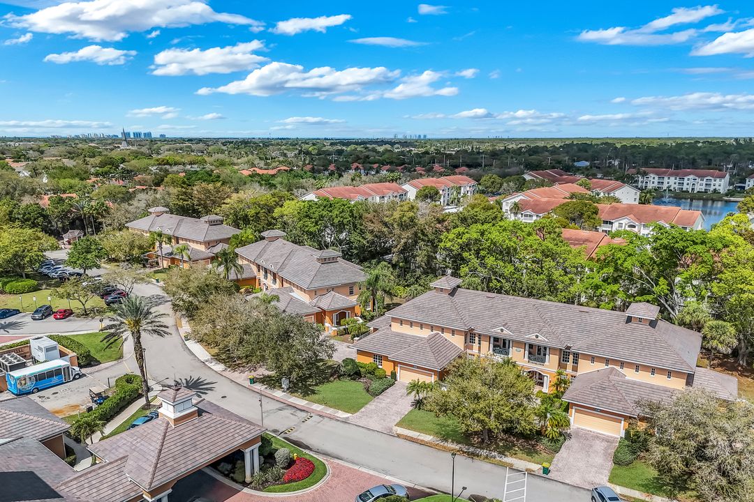 4815 Aston Gardens Way, Naples, FL 34109