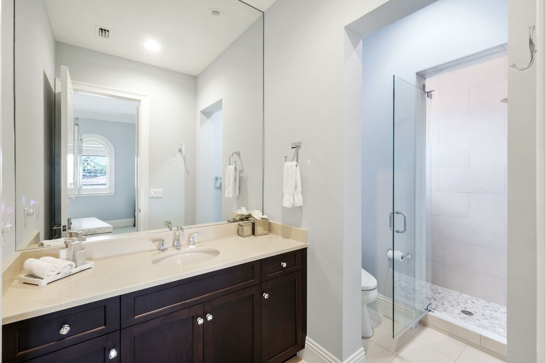 2885 Escada Ct, Naples, FL 34109