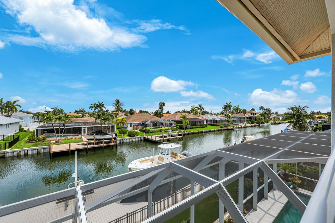 1148 Lamplighter Ct, Marco Island, FL 34145