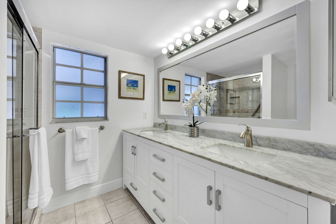 774 Wiggins Lake Dr #101, Naples, FL 34110