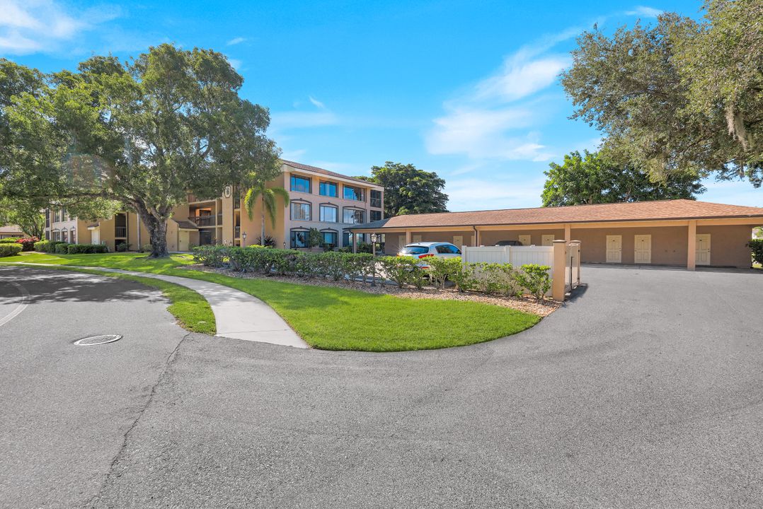 6258 Cougar Run #301, Fort Myers, FL 33908