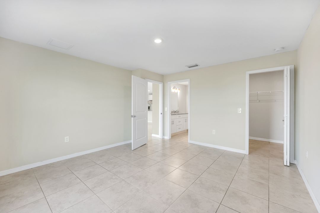 1734 NW 6th Pl, Cape Coral, FL 33993