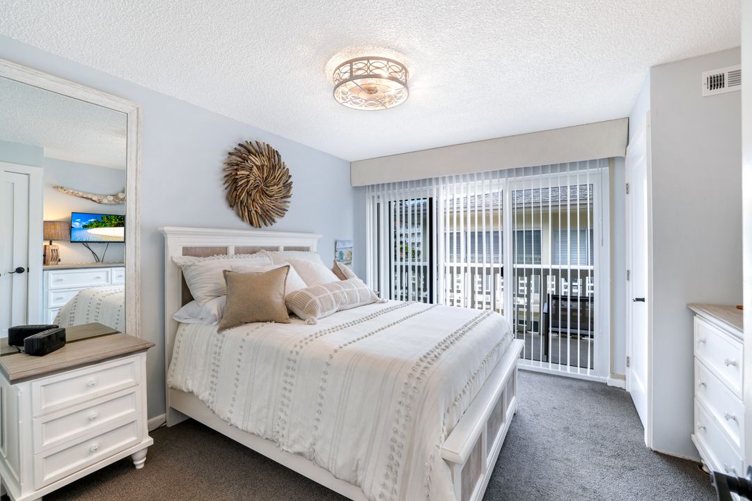 1215 Edington Pl, Marco Island, FL 34145