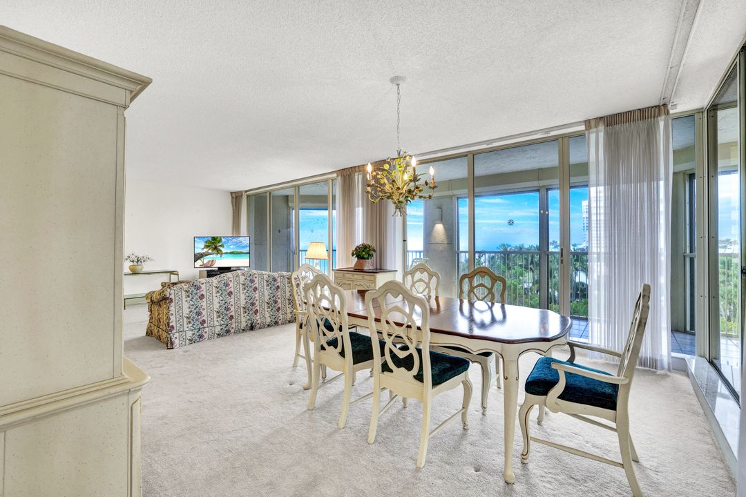 4051 Gulf Shore Blvd N #600, Naples, FL 34103