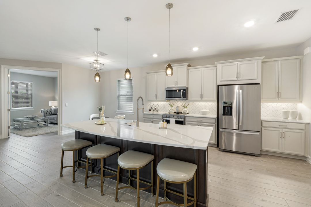 28086 Captiva Shell Lp, Bonita Springs, FL 34135
