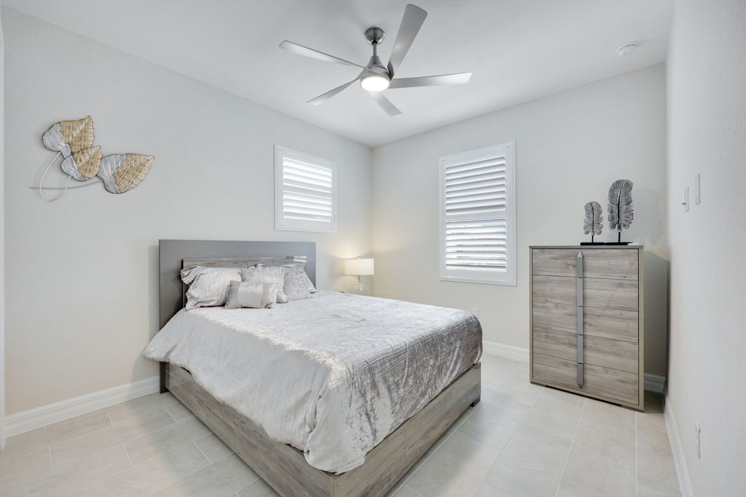 303 Indies Dr E #201, Naples, FL 34114