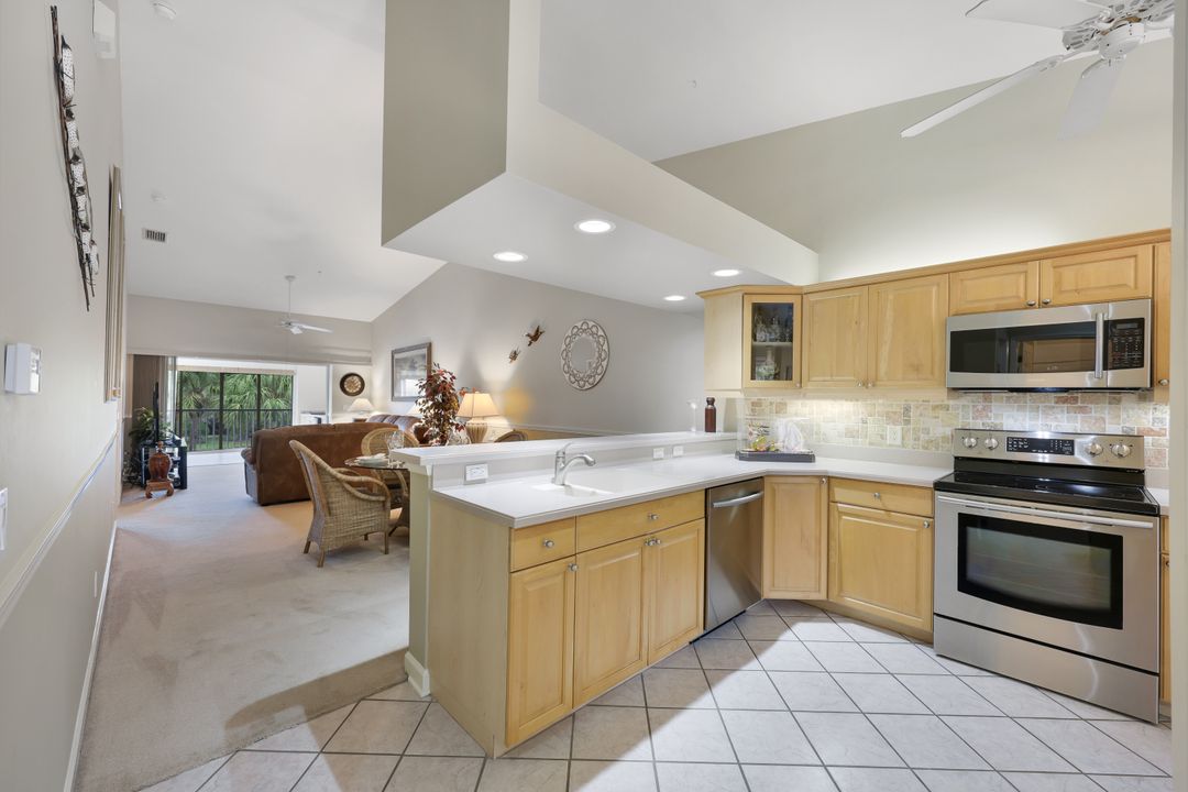 6590 Beach Resort Dr #2, Naples, FL 34114
